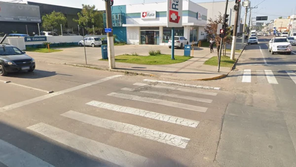 Interdição temporária na rua Ângelo Tomio altera trânsito no Centro de Rio do Sul