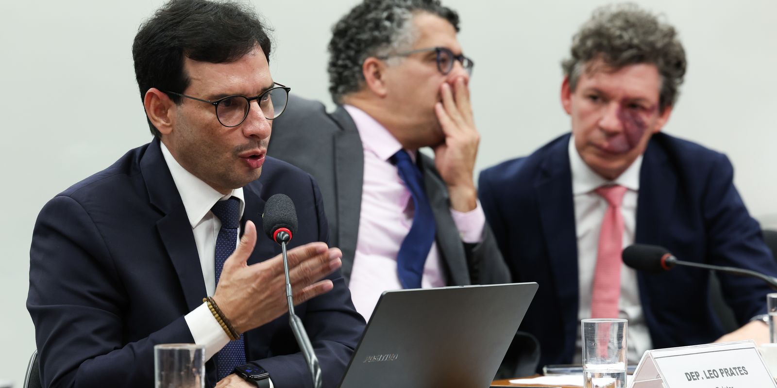PEC que acaba com escala 6x1 tem votação prevista para maio