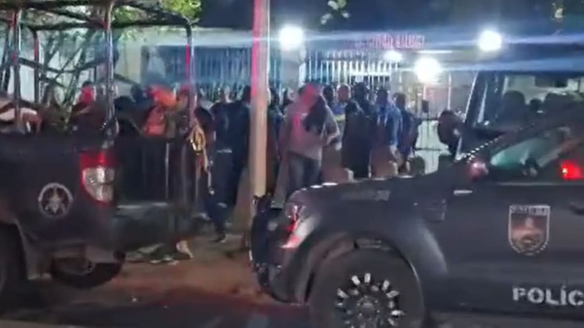 Rua São Clemente é interditada em Botafogo durante ocorrência policial