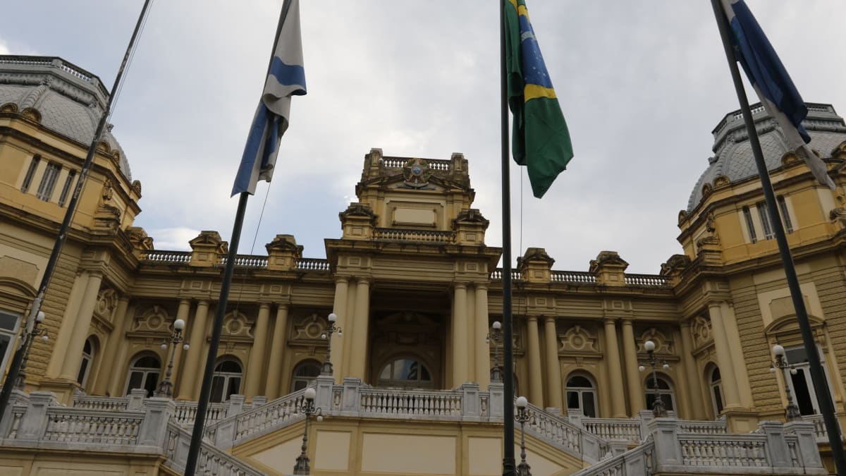 Governo do Rio de Janeiro endurece regras para nomeação de servidores em cargos comissionados