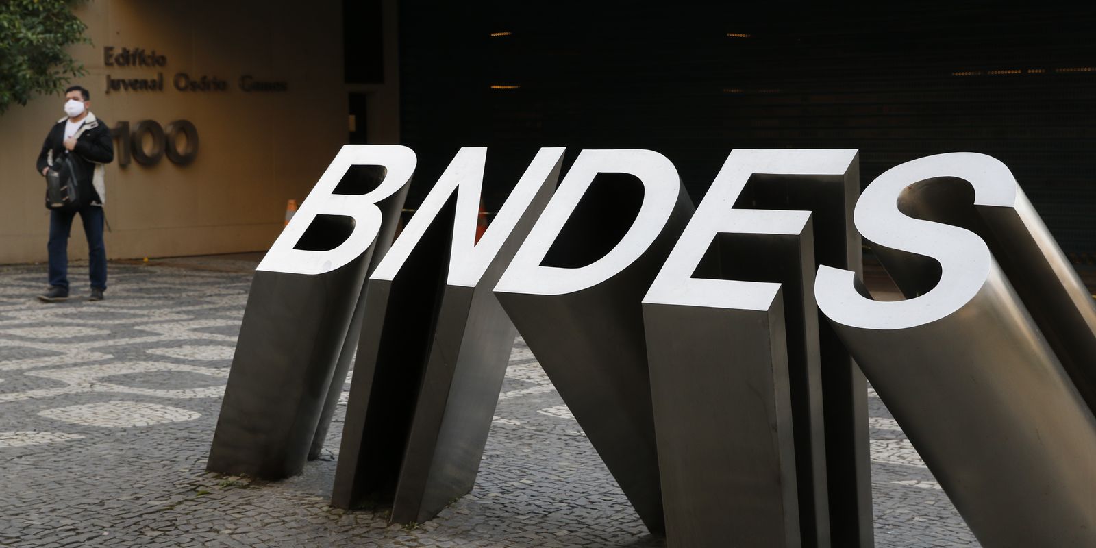 BNDES registra lucro recorde e crescimento nas aprovações de crédito