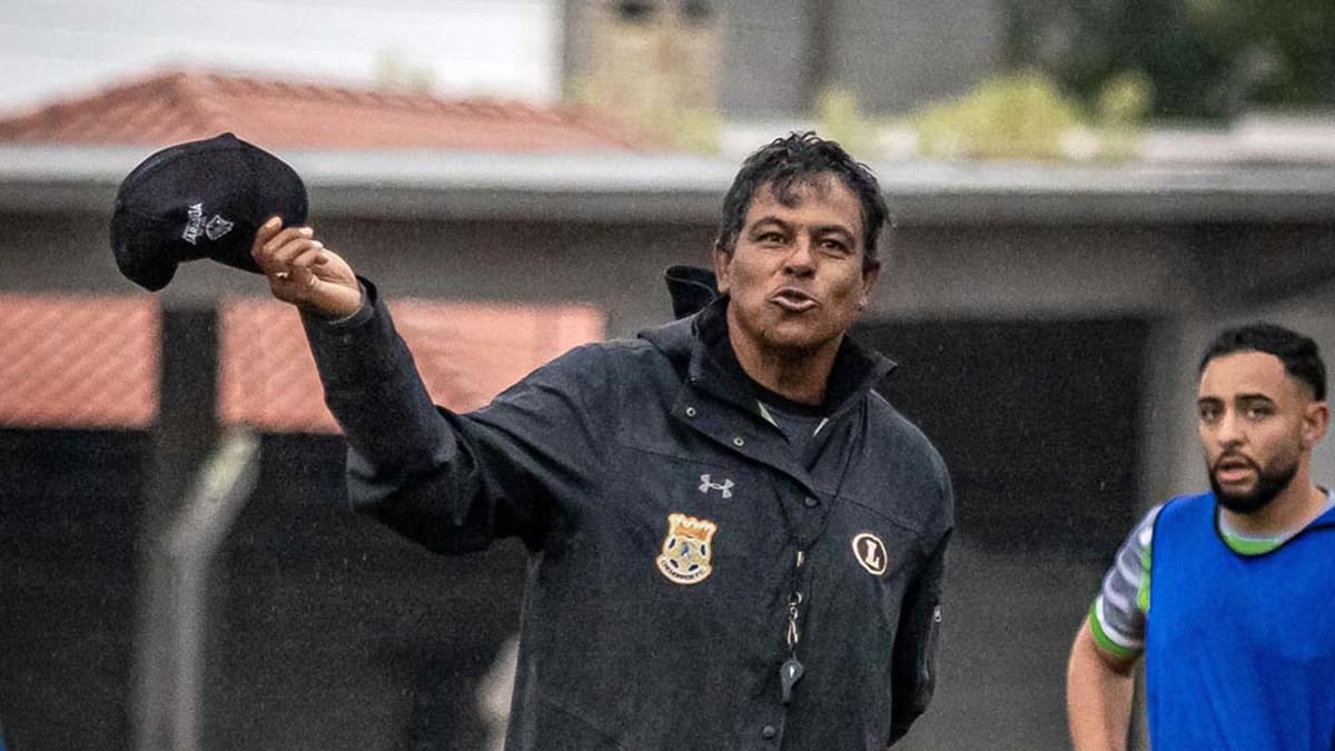 Com estreia no comando, SC Jaraguá recebe Caravaggio pela Série B do Catarinense