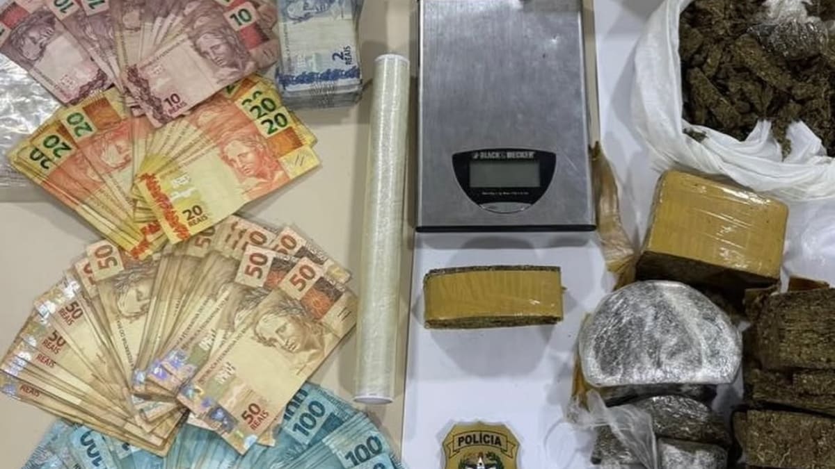 Suspeito de abastecer tráfico regional é preso com maconha e mais de R$ 9 mil em SC