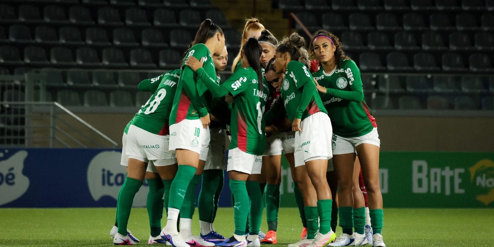 Palmeiras vence Botafogo e se aproxima do Corinthians na Série A1 feminina