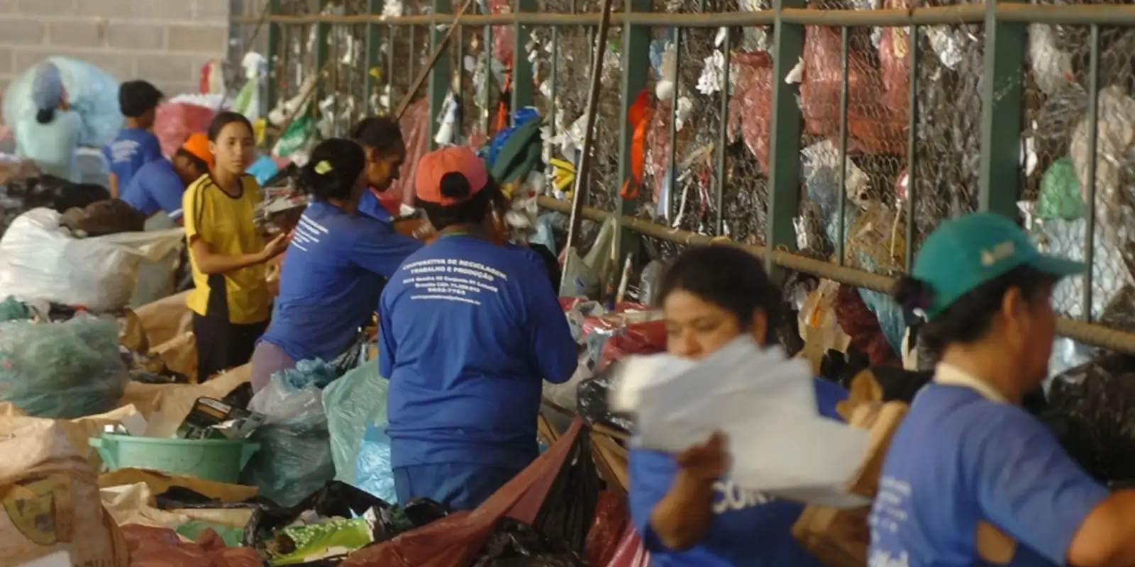 Mulheres catadoras ganham destaque no Viva Maria