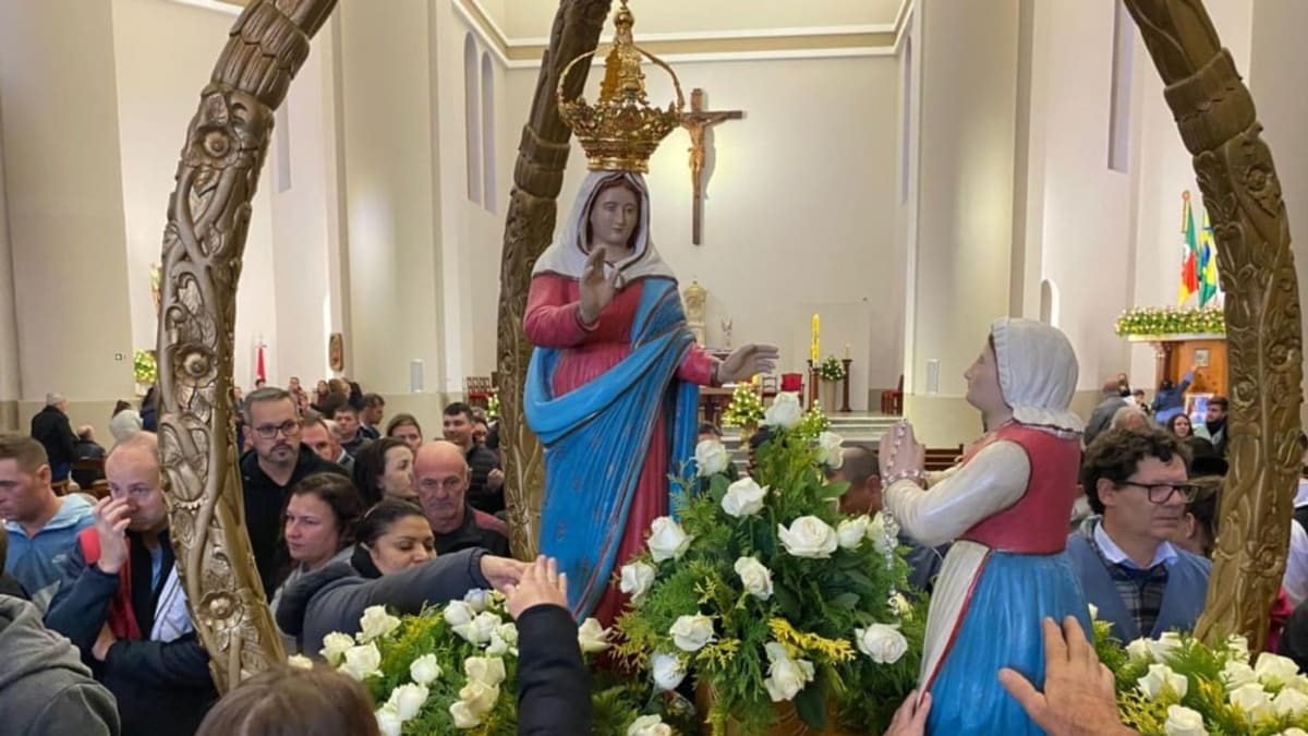 Romaria da Mãe de Caravaggio em Farroupilha espera milhares de fiéis com programação religiosa e estrutura de acolhimento