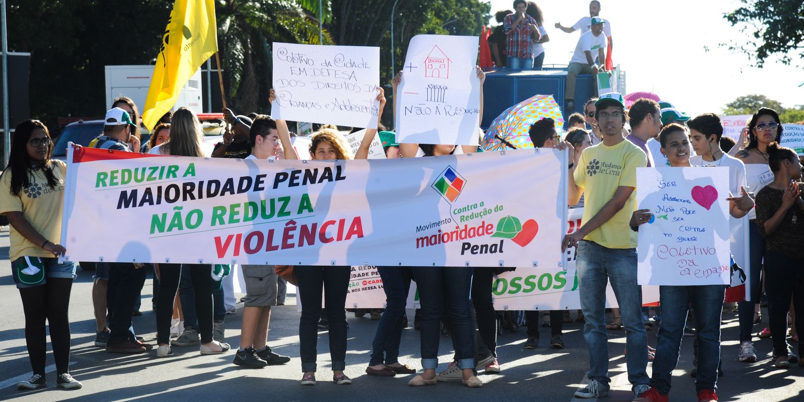 CCJ retoma debate sobre redução da maioridade penal para 16 anos