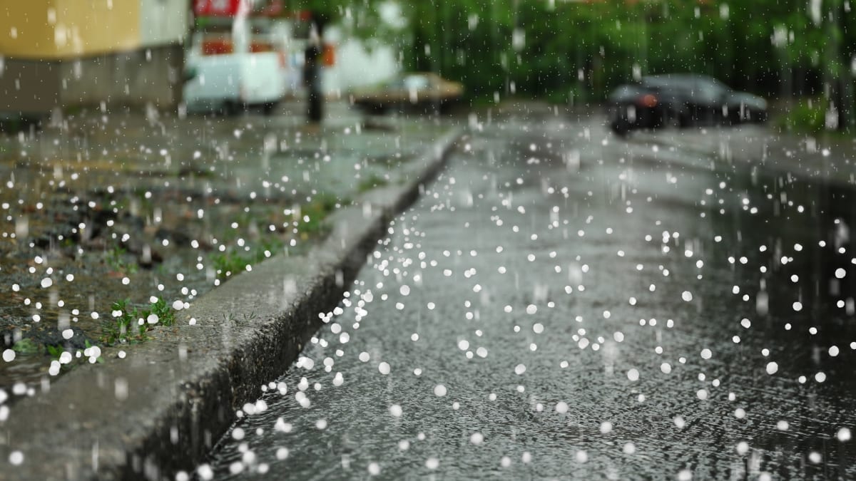 Inmet emite alerta de tempestades e granizo para 510 municípios de Minas Gerais