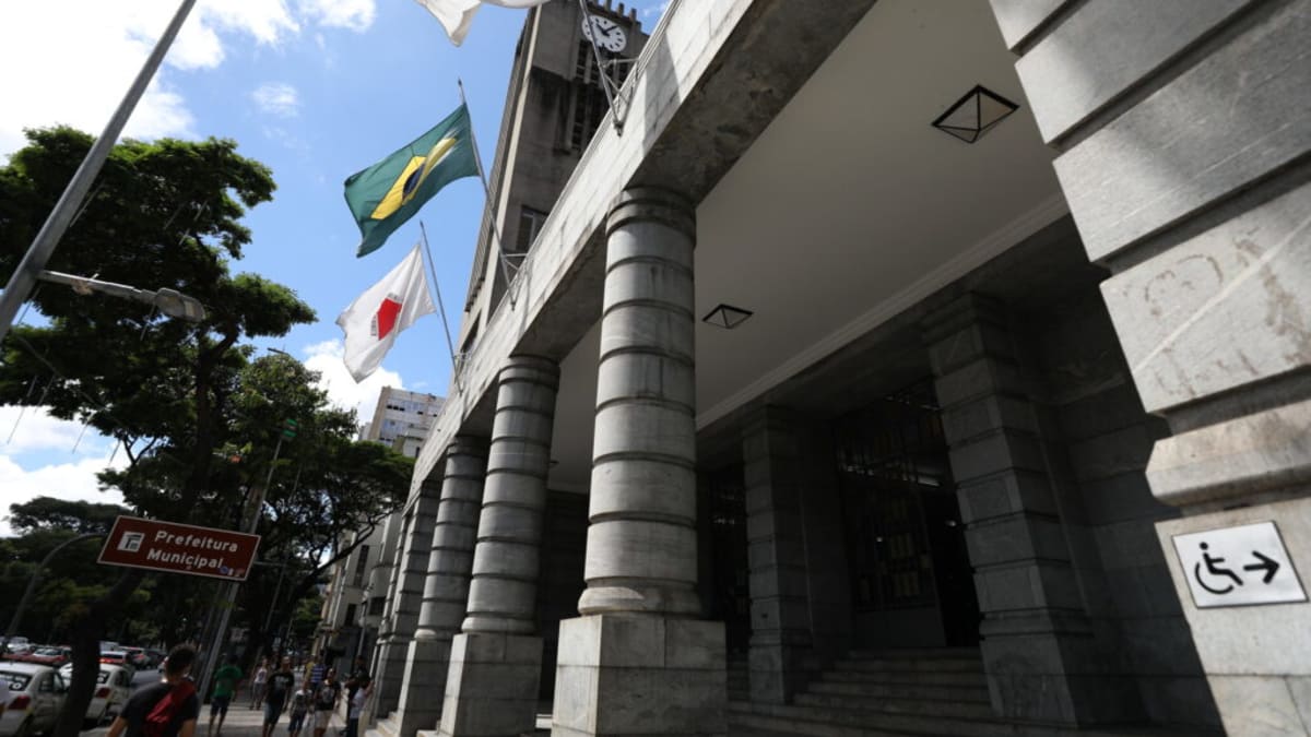 Prefeitura de Belo Horizonte propõe reajuste salarial de 4,11% para servidores municipais