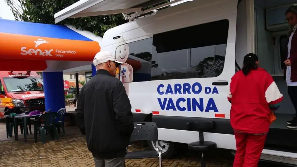 Carro da Vacina leva imunização para a região da Cidade Alta em Lages