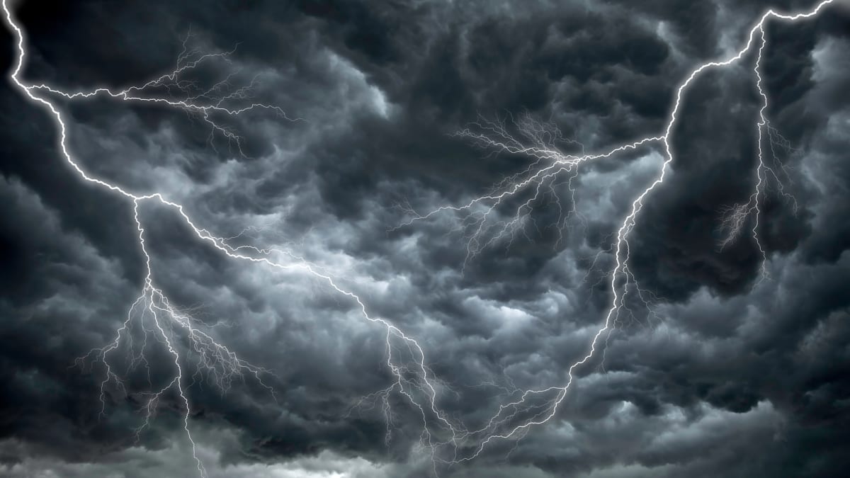 Defesa Civil alerta para possibilidade de chuva com granizo em Belo Horizonte nesta terça-feira