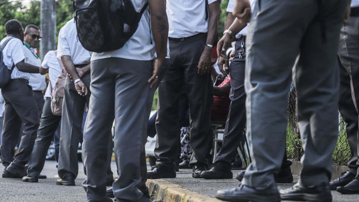 Rodoviários de Salvador realizam assembleia decisiva para definir campanha salarial e possível greve