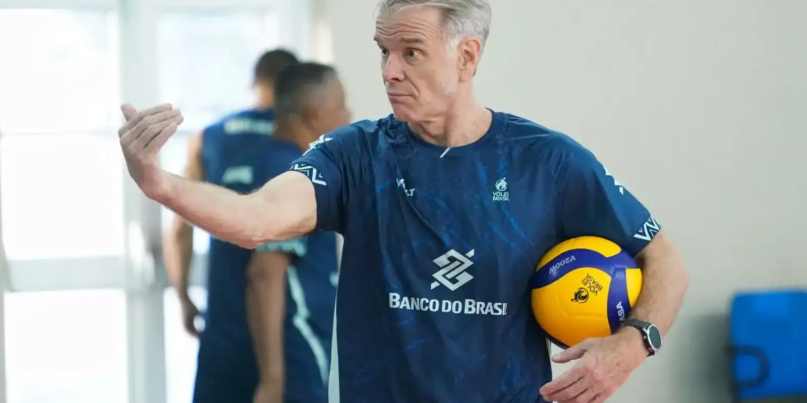 Brasil divulga lista para Liga das Nações de vôlei masculino
