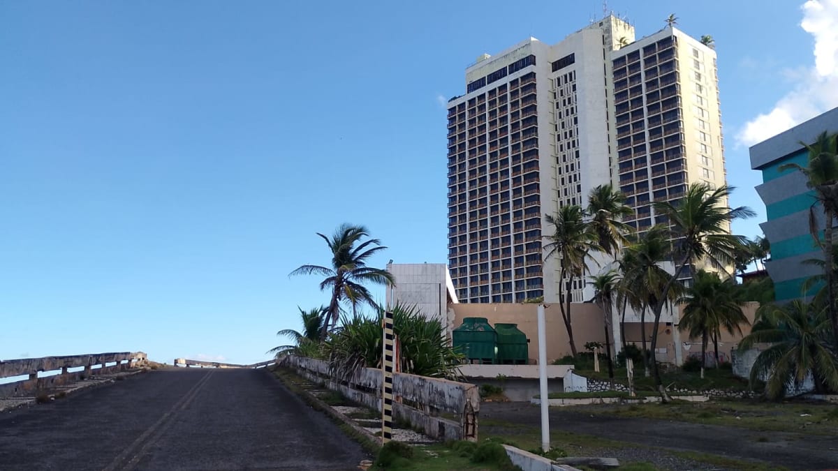 Incorporação Moura Dubeux adquire antigo hotel Pestana e inicia revitalização no Rio Vermelho