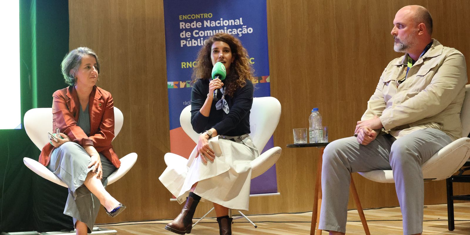 Reality A Voz Dela destaca voz feminina no São João de Caruaru