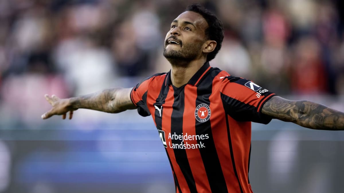 Atacante de Brumado tem melhor temporada pelo Midtjylland com 16 gols em 41 jogos