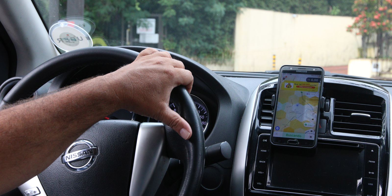 Governo lança programa de R$ 30 bilhões para motoristas de aplicativo
