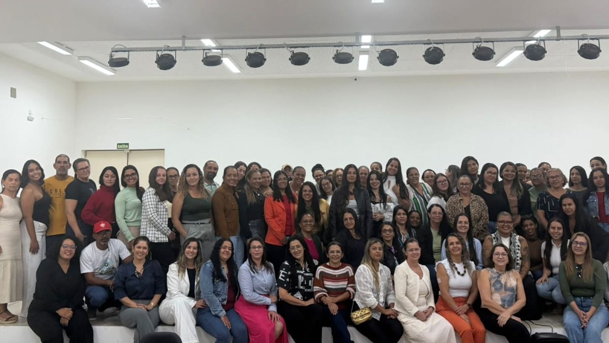 Projeto Páginas de Aprendizado promove formação para alfabetização com conteúdos jornalísticos na Bahia