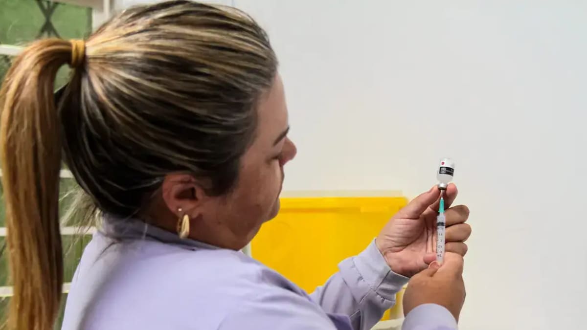 Lages amplia vacinação com horários estendidos e ações itinerantes para facilitar acesso