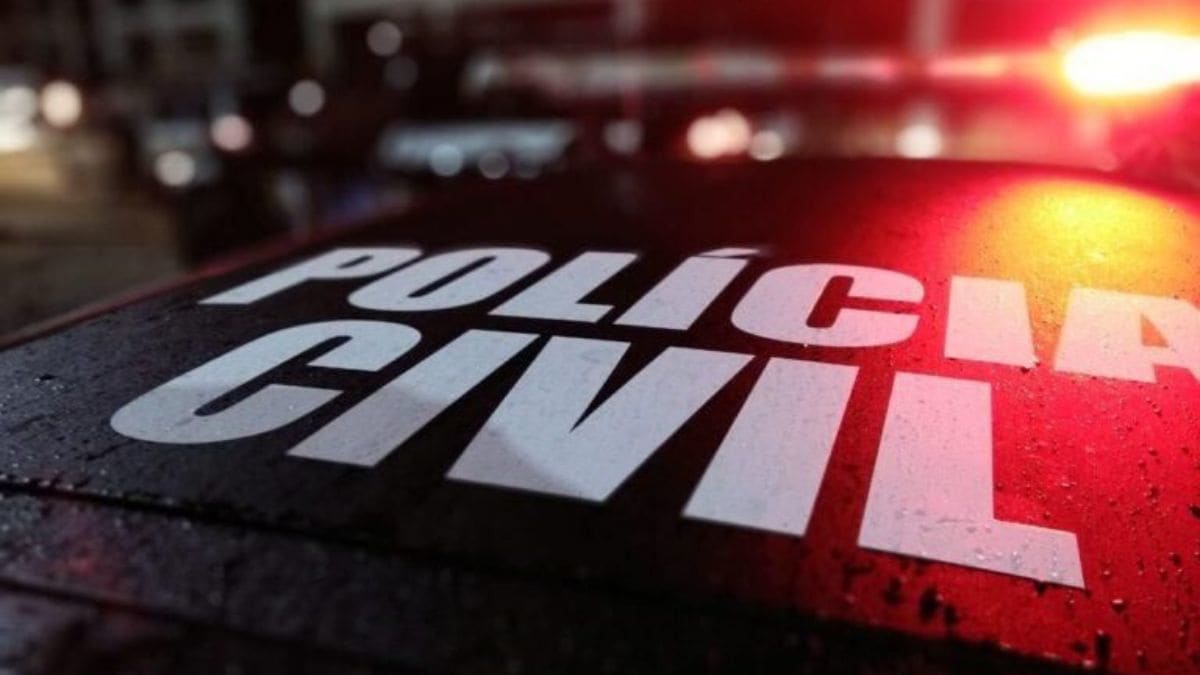 Homem é preso em Balneário Camboriú por armazenamento de material pornográfico envolvendo adolescente
