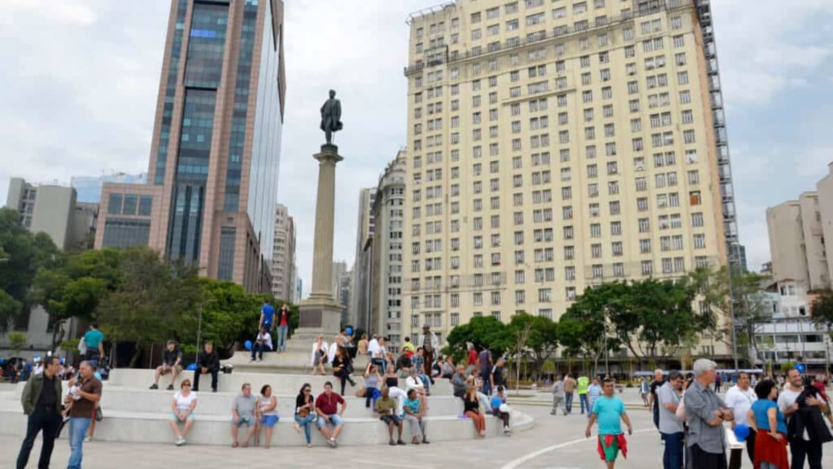 Visconde de Mauá e a Associação Comercial moldaram o porto do Rio de Janeiro no século XIX