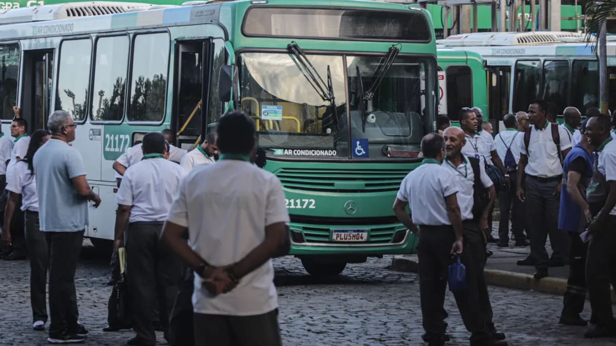Greve dos rodoviários em Salvador é encerrada com acordo e ônibus retornam gradualmente
