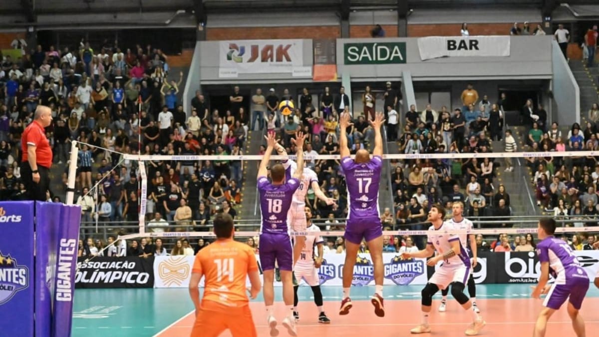 Gigantes do Vôlei reúne estrelas nacionais e internacionais em Caxias do Sul