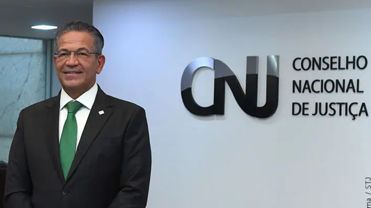 CNJ determina correção de irregularidades na folha de pagamento do TJGO
