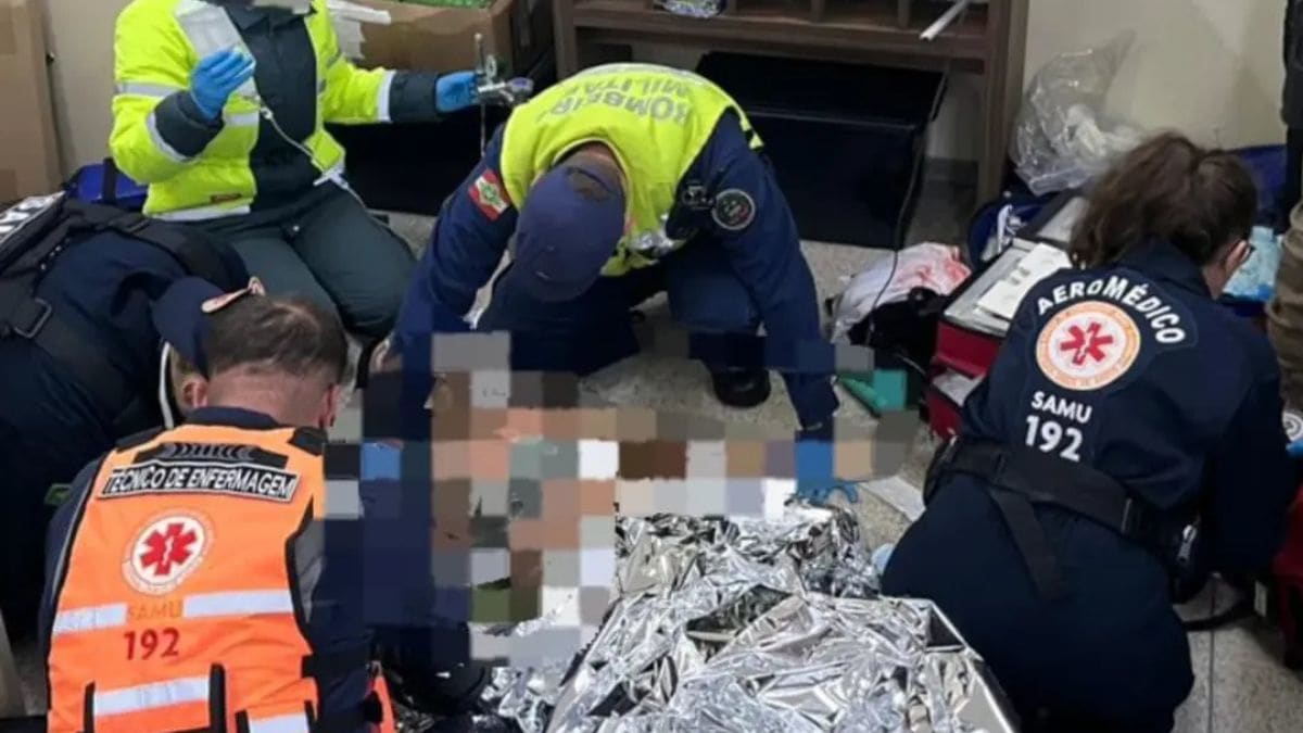 Adolescente é esfaqueado em escola após discussão e passa por cirurgia em estado grave