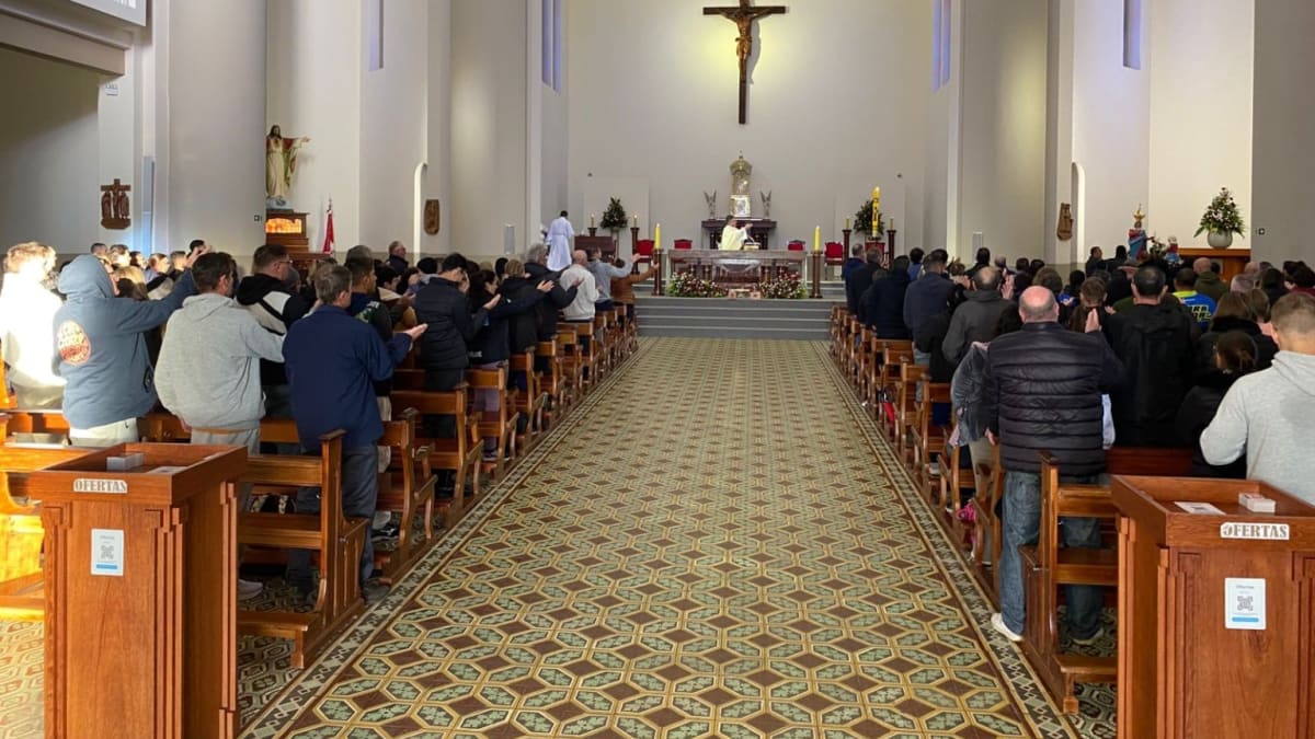 Centenas de peregrinos participam da 147ª Romaria de Caravaggio em Farroupilha com apoio das forças de segurança