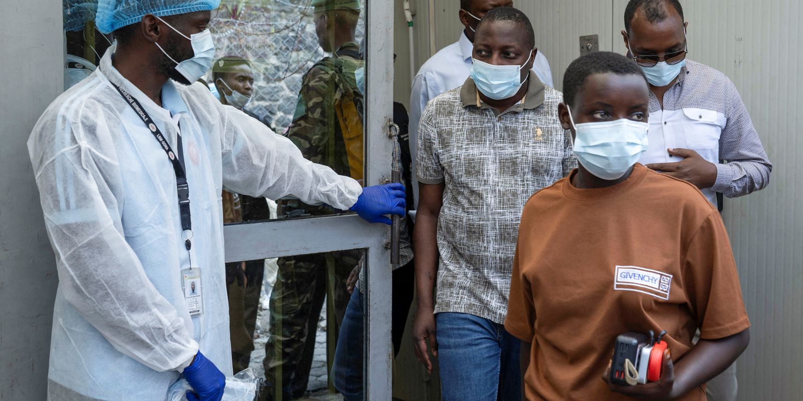 Uganda confirma novos casos de ebola
