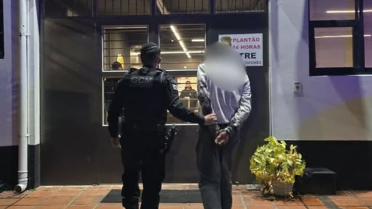 Guarda Civil Municipal prende suspeito de furto e detém dois por tráfico de drogas em Caxias do Sul