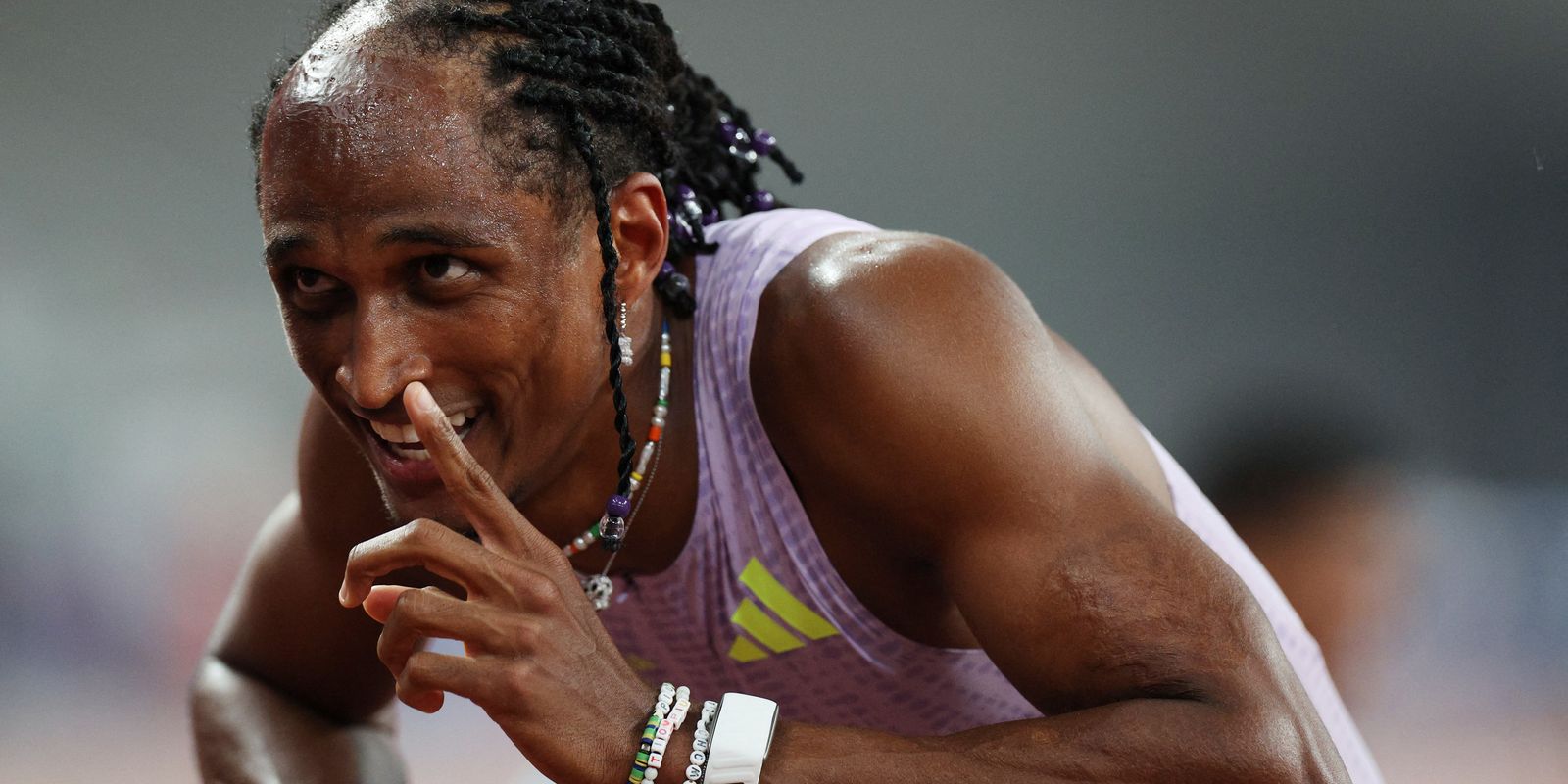 Alison dos Santos vence etapa da Diamond League na China