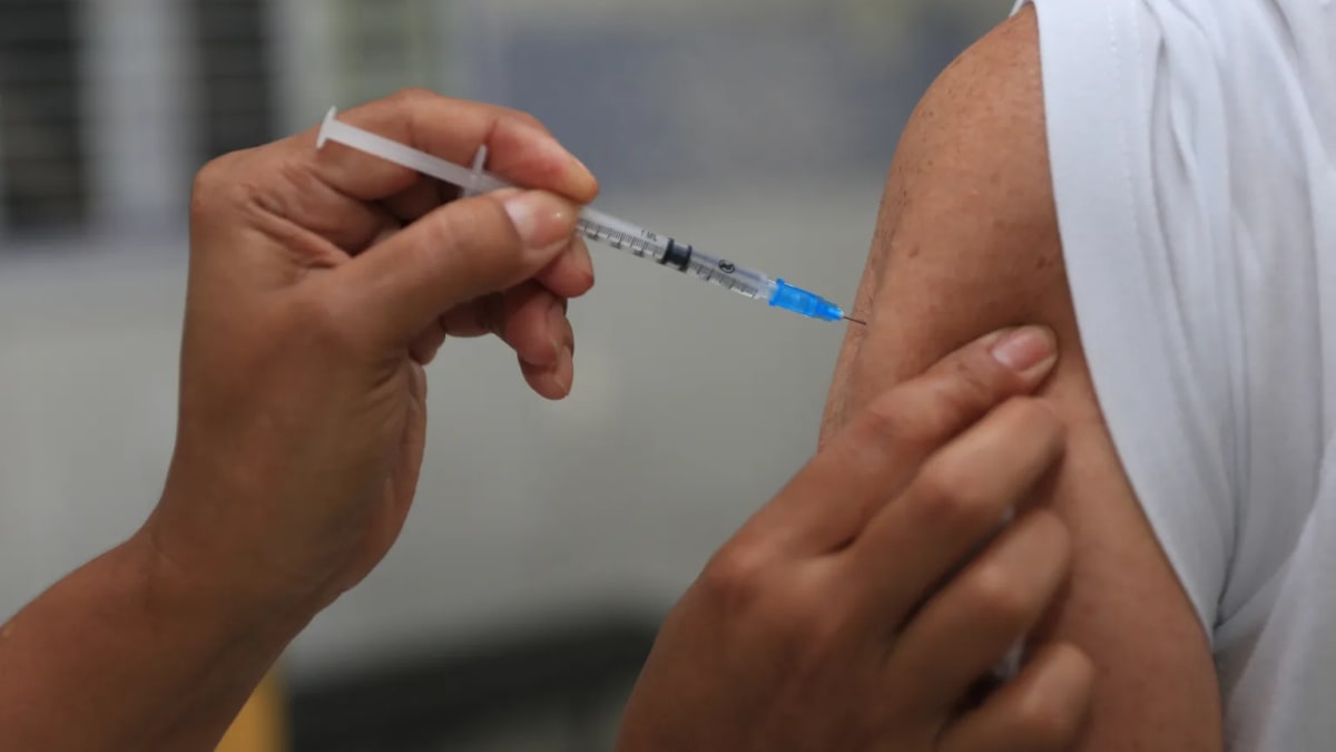 Entrega de doses da vacina contra influenza no Rio Grande do Sul é adiada para quarta-feira