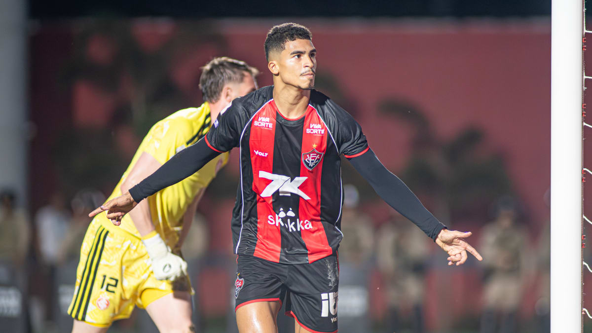 Bahia vence Internacional por 2 a 0 e avança na Copa do Nordeste