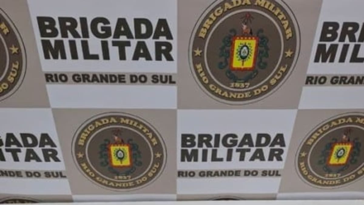 Polícia Militar apreende arsenal e arma carregada em abordagem a veículo em região da Serra Gaúcha