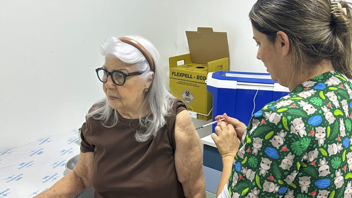 Santa Catarina registra baixa adesão à vacinação contra a influenza com menos de 40% do público-alvo imunizado