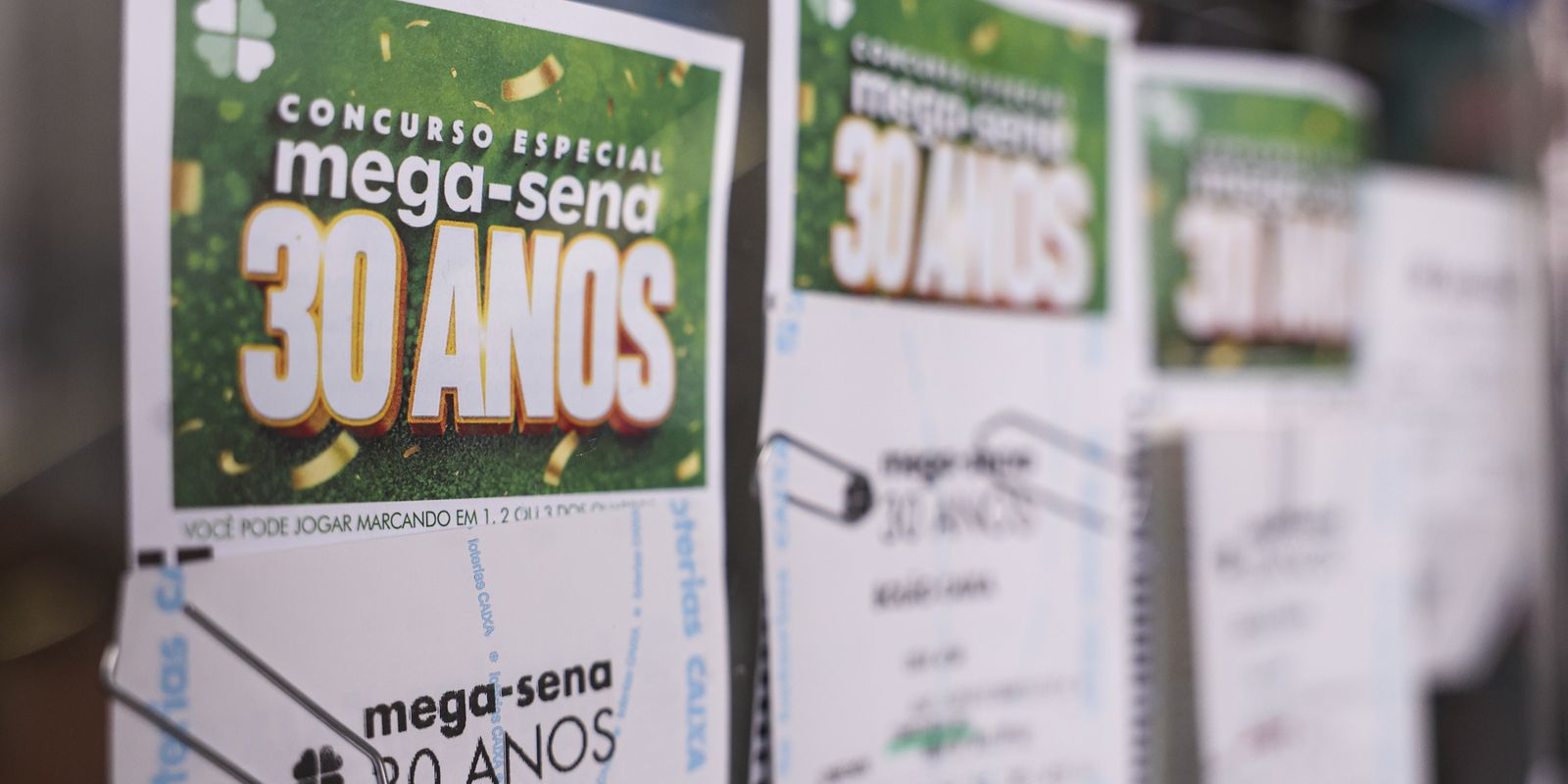Mega-Sena sorteia prêmio de R$ 320 milhões em concurso especial