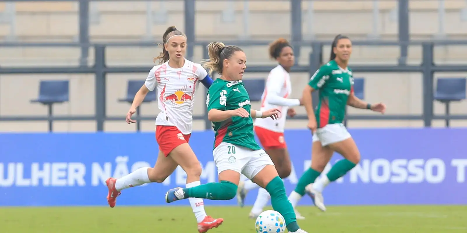 Palmeiras assume liderança do Brasileiro Feminino com vitória sobre Bragantino