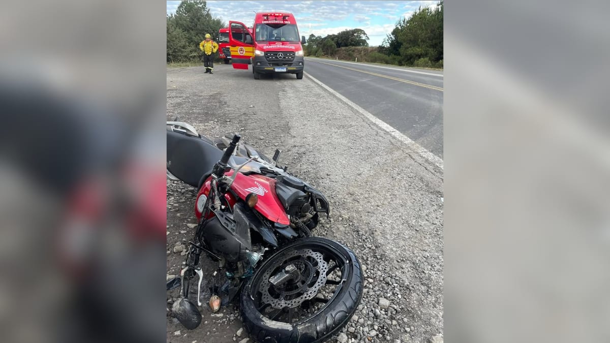 Motociclista morre em acidente envolvendo caminhonete na rodovia em Bom Retiro