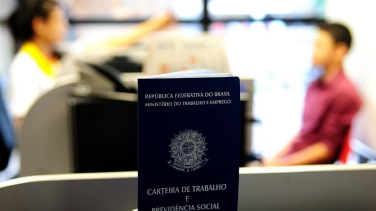 Sine-BH oferece mais de 4 mil vagas de emprego com salários de até R$ 7 mil
