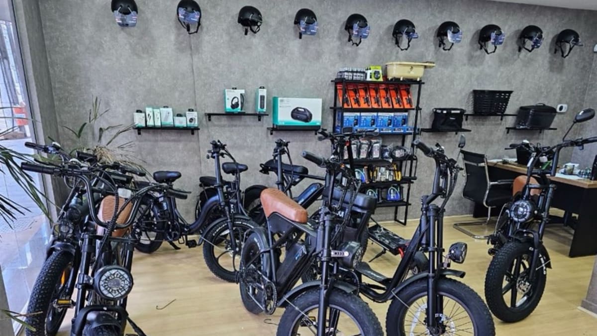 Dois jovens são presos por aplicar golpe em loja de bicicletas elétricas em Linhares