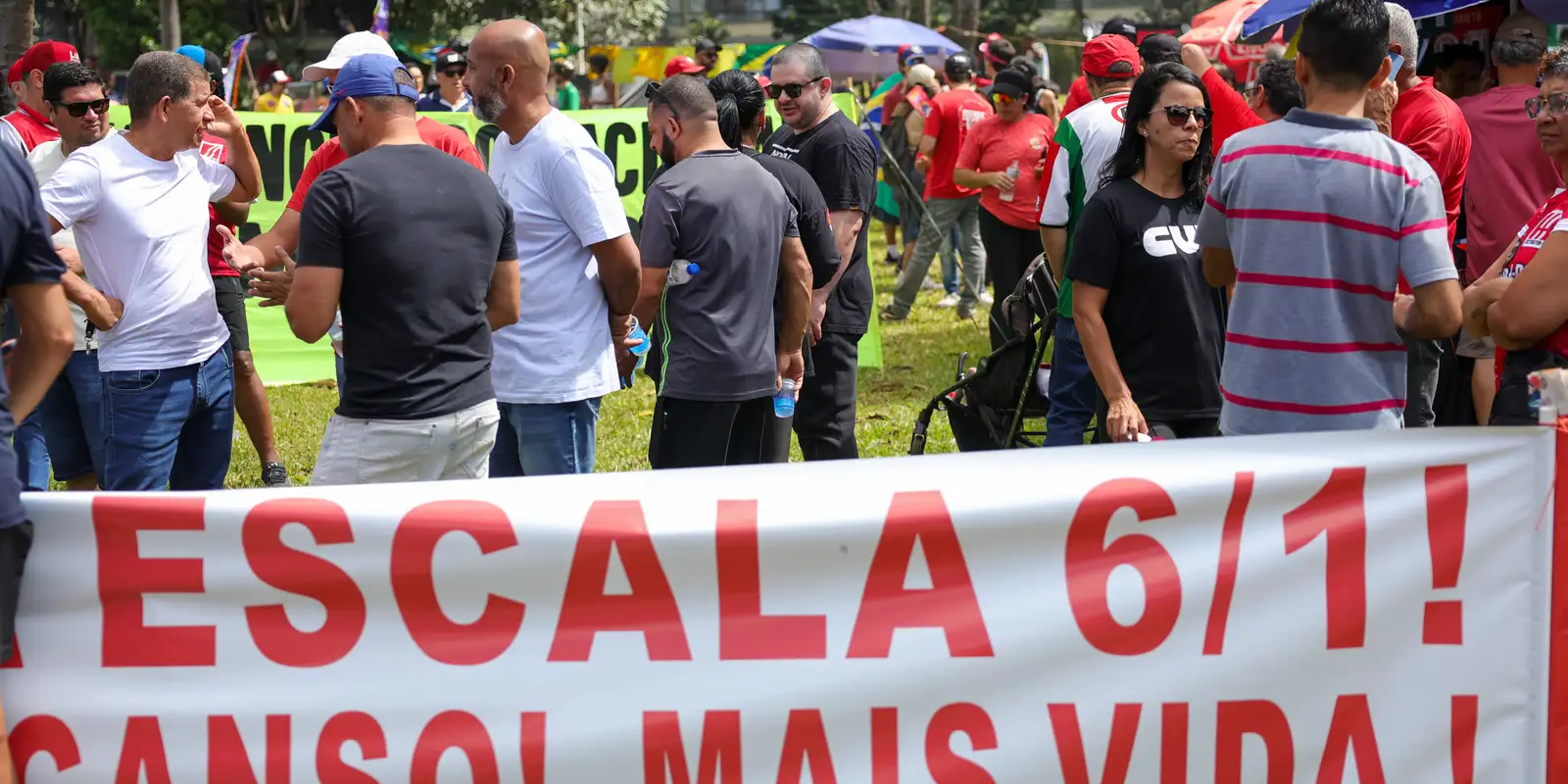 Governo e Câmara fecham acordo para fim da escala 6x1 e redução da jornada