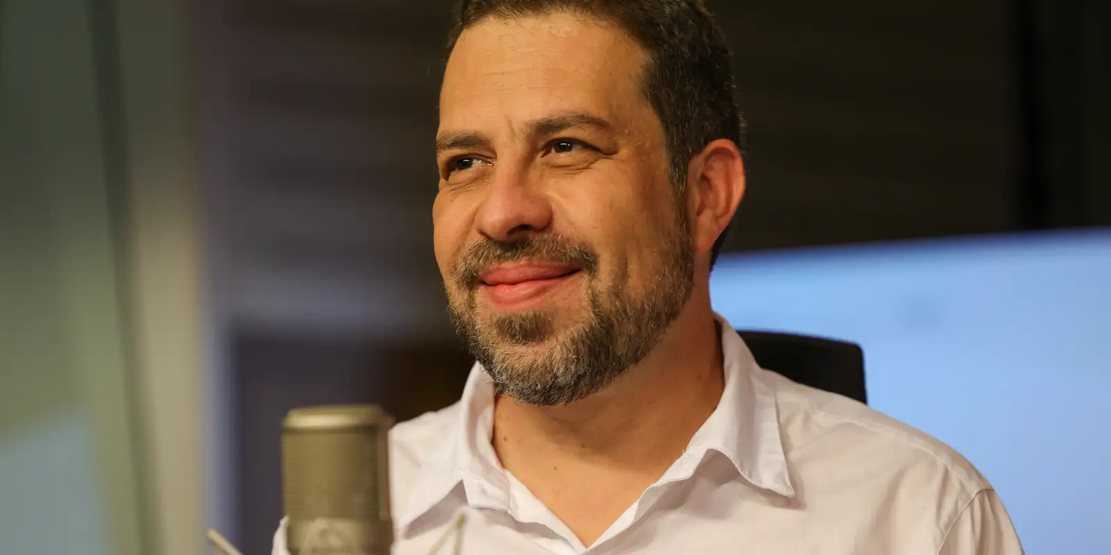Datena entrevista ministro Guilherme Boulos na TV Brasil