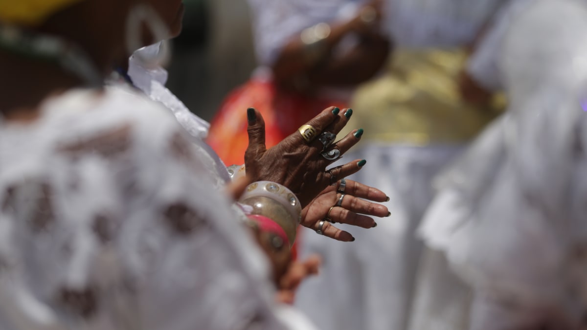 Câmara de Salvador aprova reconhecimento civil de casamentos em religiões de matriz africana