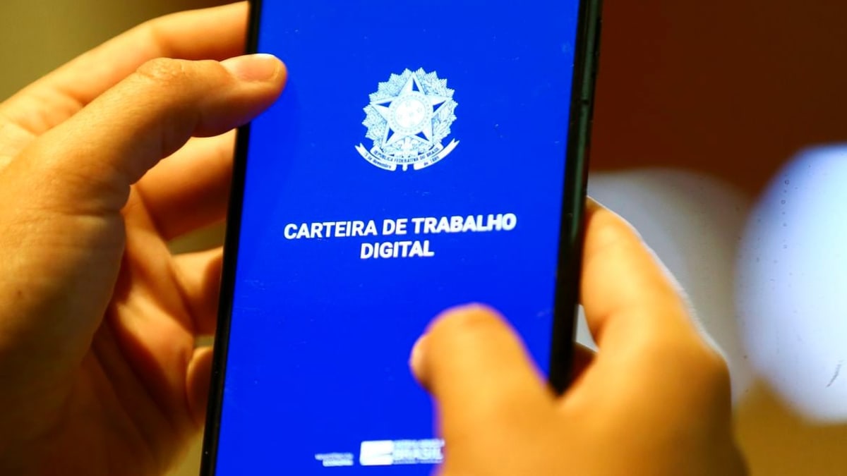 Votação da PEC 221/2019 sobre jornada de trabalho é adiada para análise detalhada