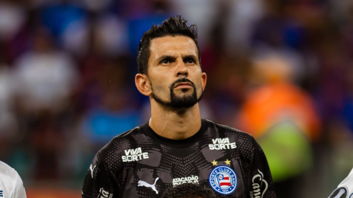 Marcos Felipe deve retornar ao Bahia após empréstimo na Turquia diante de problemas no gol do time