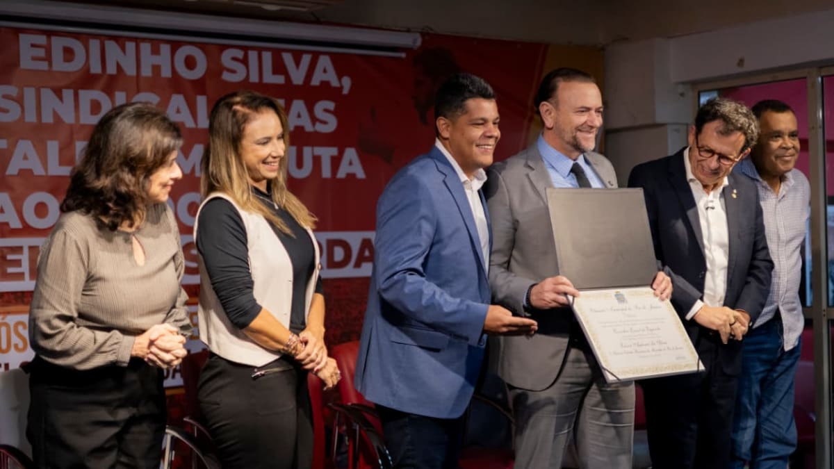Edinho Silva recebe título de Cidadão Honorário do Rio de Janeiro