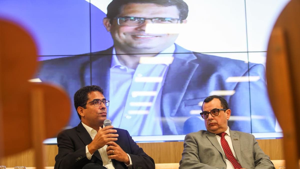 Setor industrial da Bahia debate impactos da PEC que propõe fim da escala 6x1