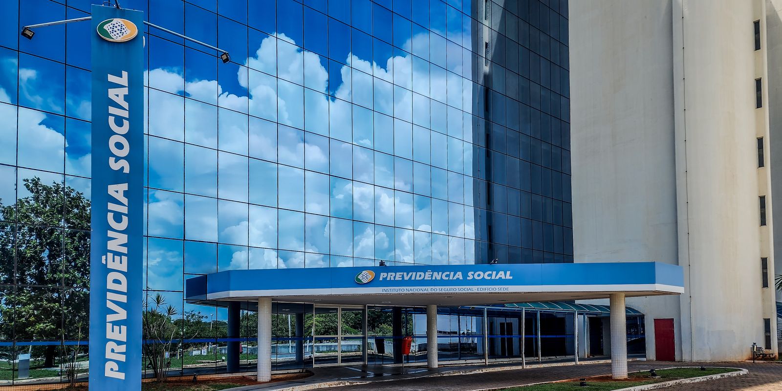 Vazamento de dados atinge milhões de CPFs no INSS